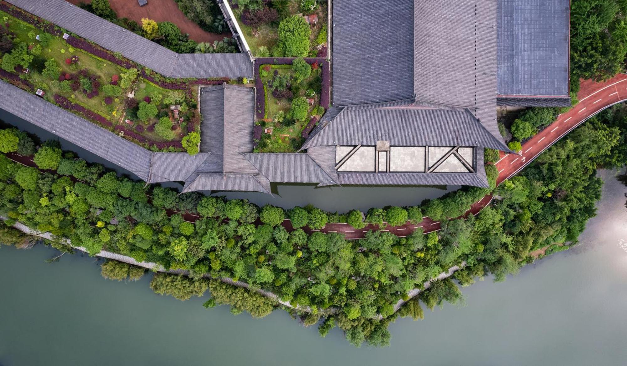 Grand Bravo Guilin Hotel Exterior photo